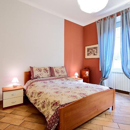 Xenia Apartments - Elegant Flat In The Center Of Милано Екстериор снимка