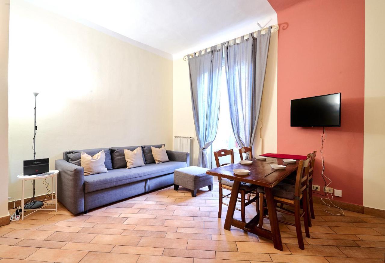 Xenia Apartments - Elegant Flat In The Center Of Милано Екстериор снимка